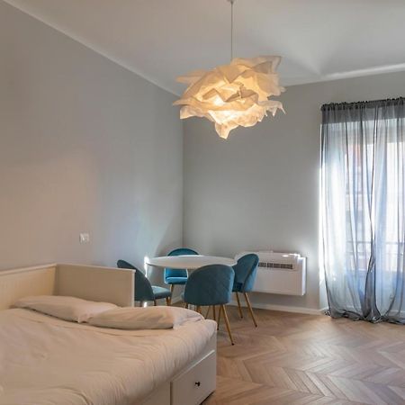Luxury Apartment In Downtown - Curtatone 4 Milan Bagian luar foto